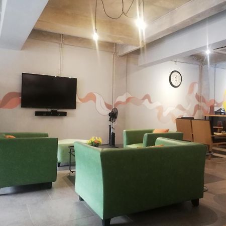 Pinx'S Hostel Jakarta Exterior photo