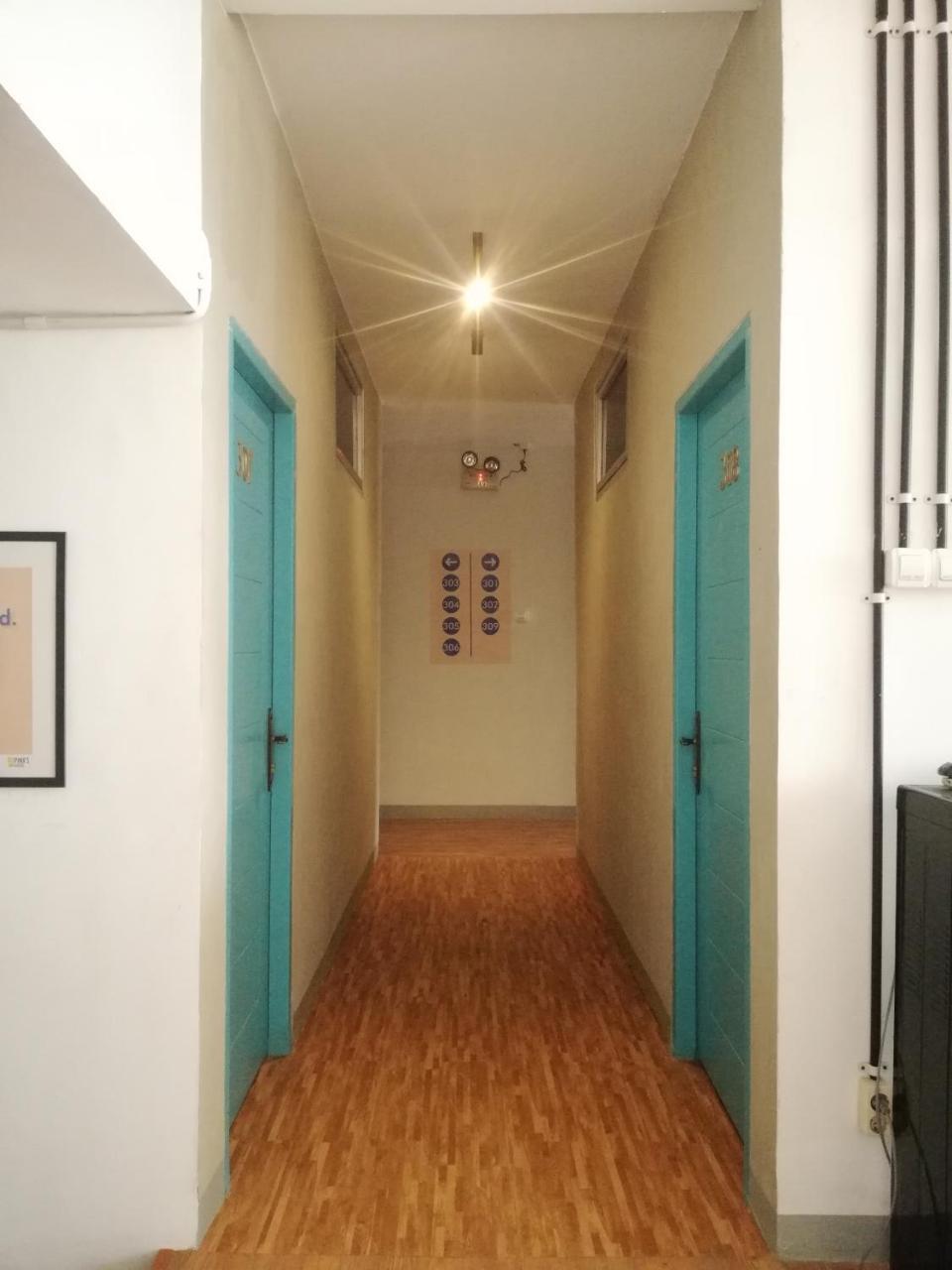 Pinx'S Hostel Jakarta Exterior photo