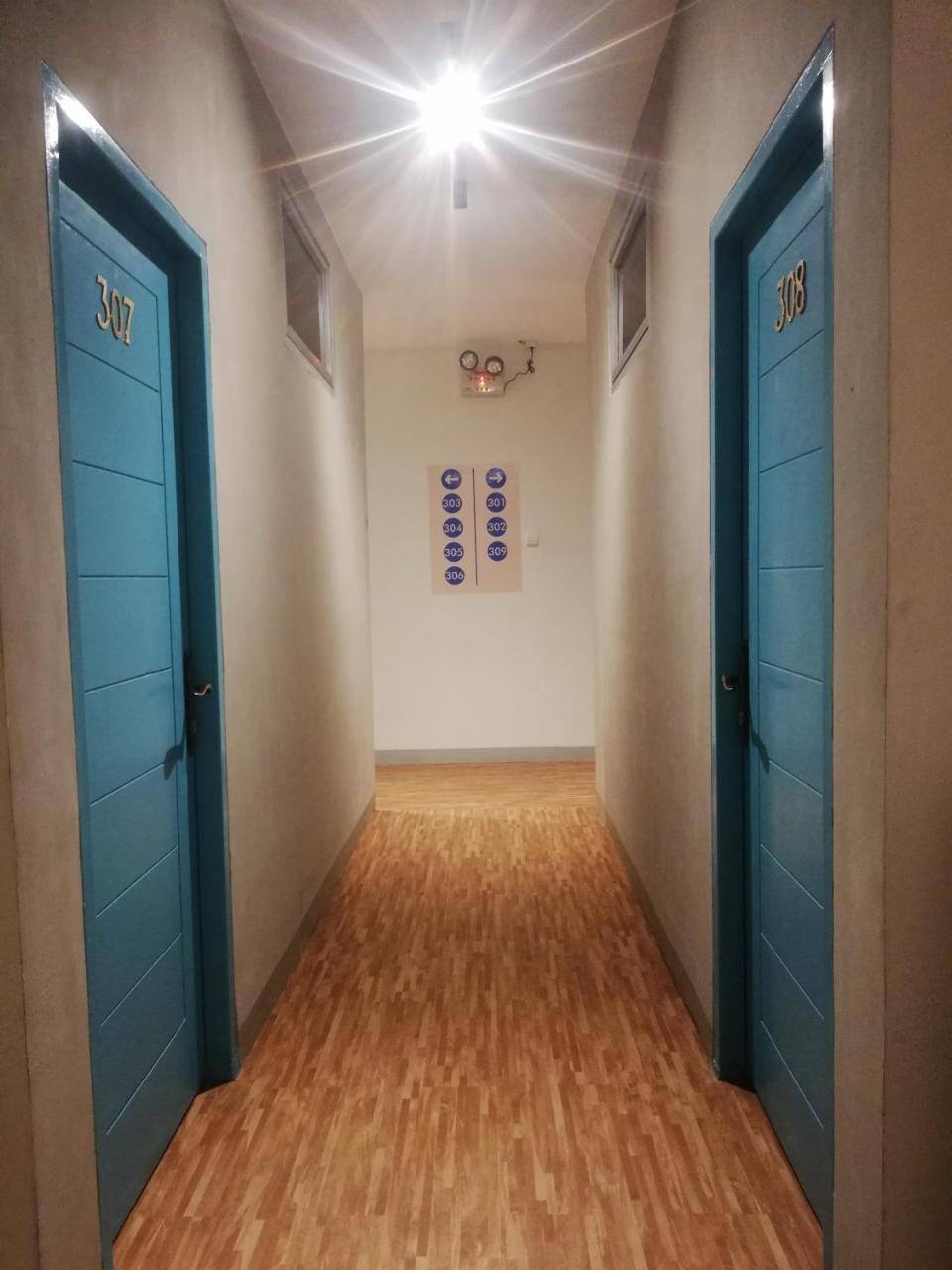 Pinx'S Hostel Jakarta Exterior photo